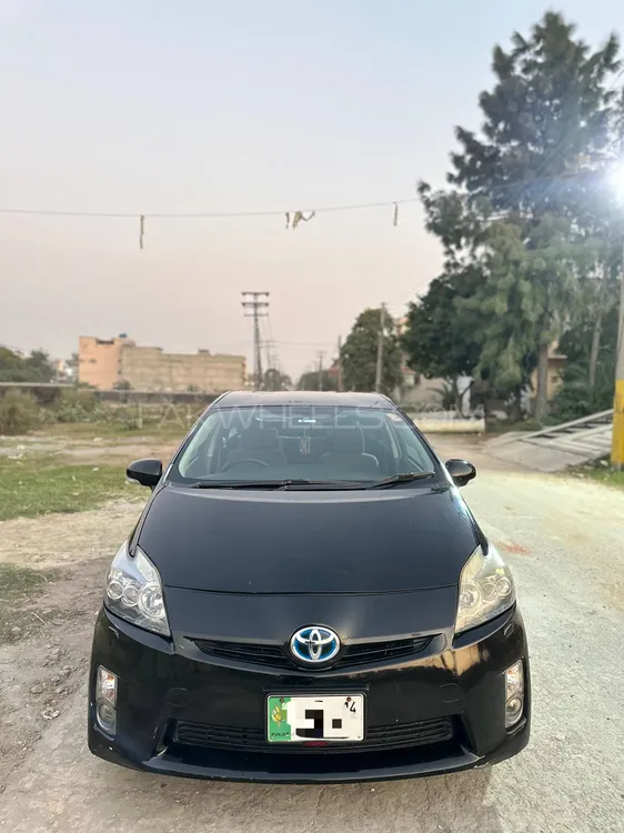 Toyota Prius 2010 for Sale in Lahore Image-1