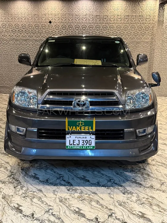 Toyota Surf 2004 for Sale in Gujranwala Image-1