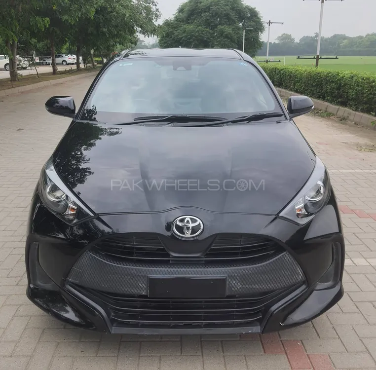 Toyota Yaris Hatchback 2020 for Sale in Lahore Image-1