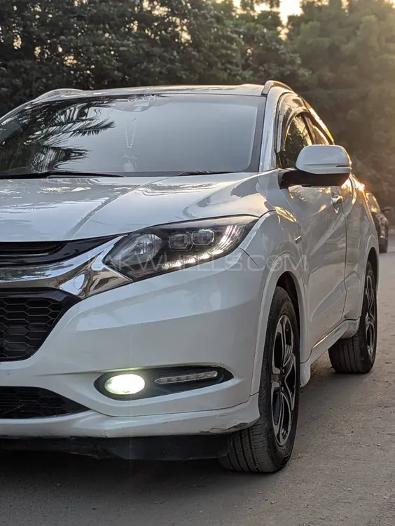 Honda Vezel 2016 for Sale in Karachi Image-1
