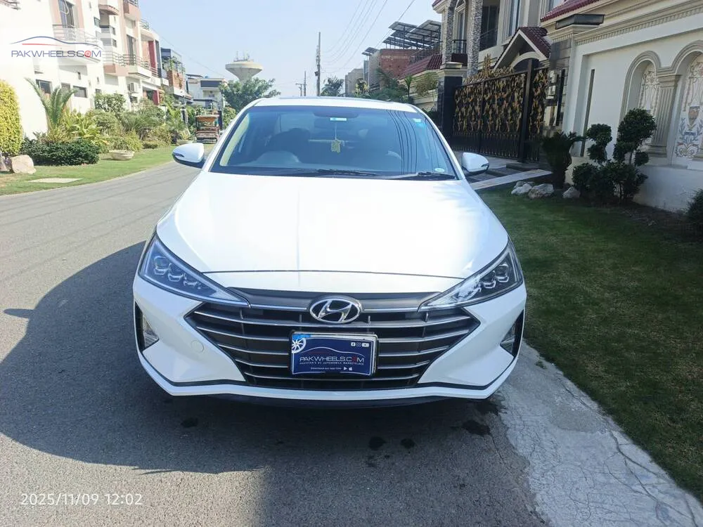 Hyundai Elantra 2021 for Sale in Lahore Image-1