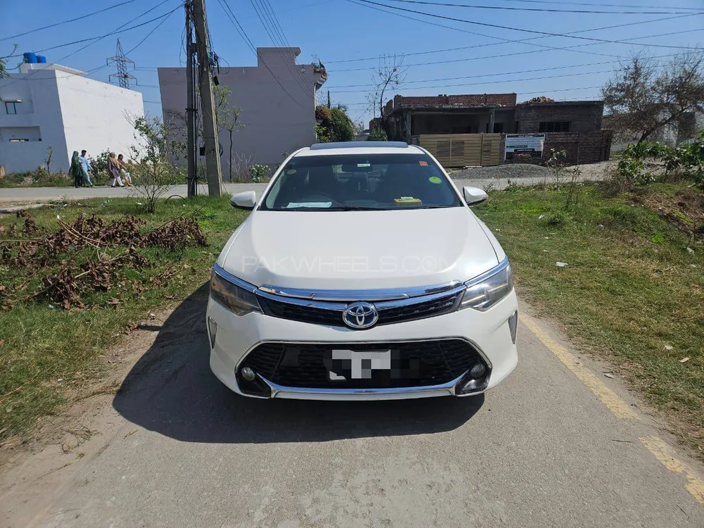 Toyota Camry 2012 for Sale in Lahore Image-1