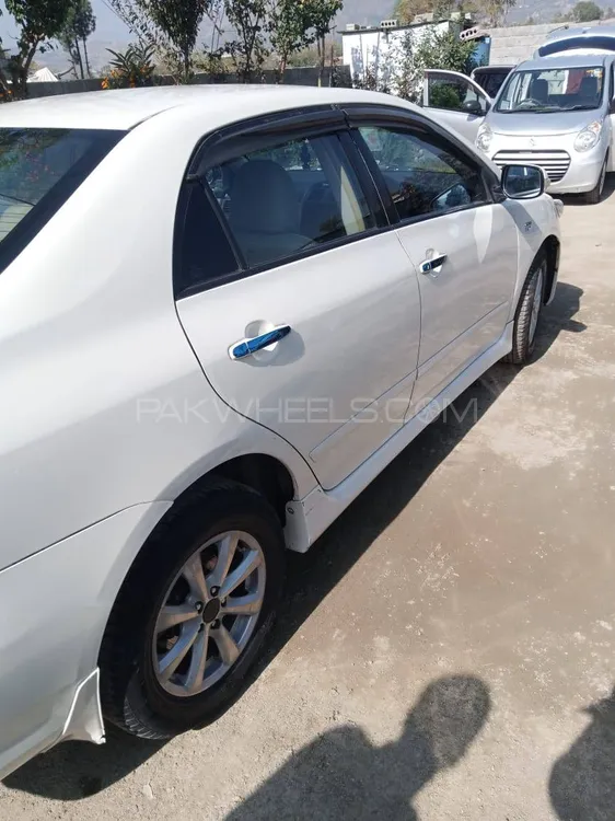 Toyota Corolla 2011 for Sale in Peshawar Image-1