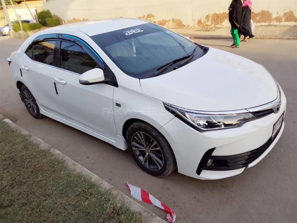 Toyota Corolla 2019 for Sale in Karachi Image-1