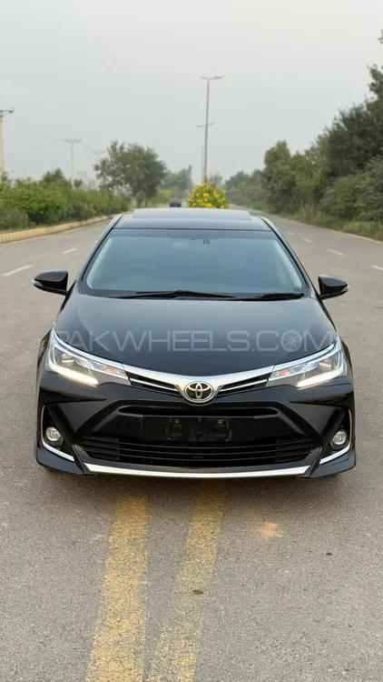 Toyota Corolla 2022 for Sale in Peshawar Image-1