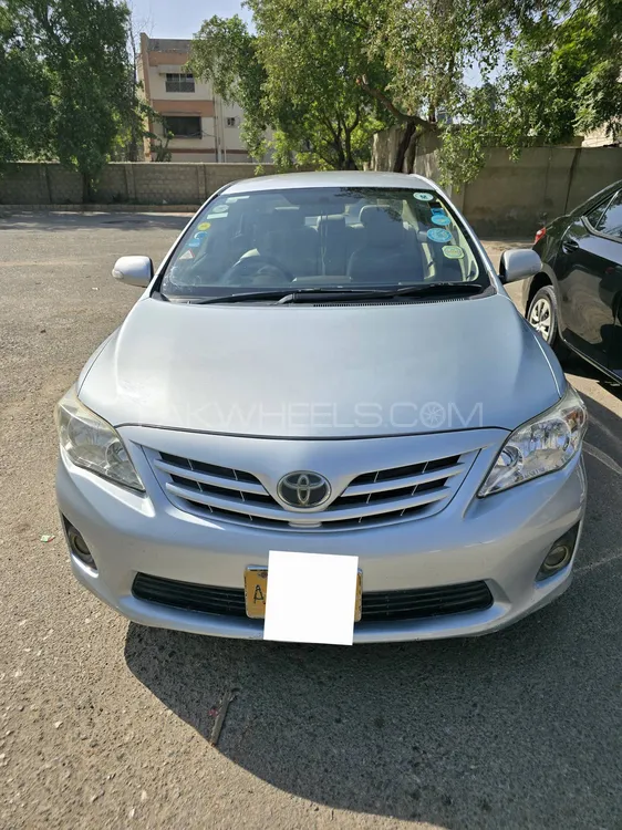 Toyota Corolla 2013 for Sale in Karachi Image-1