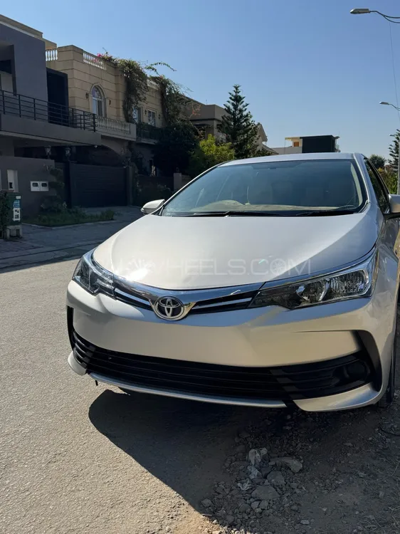 Toyota Corolla 2017 for Sale in Islamabad Image-1