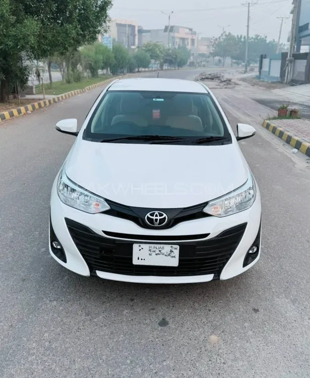 Toyota Corolla 2020 for Sale in Multan Image-1
