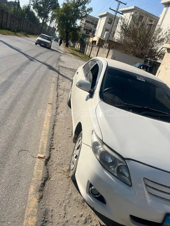Toyota Corolla 2011 for Sale in Islamabad Image-1