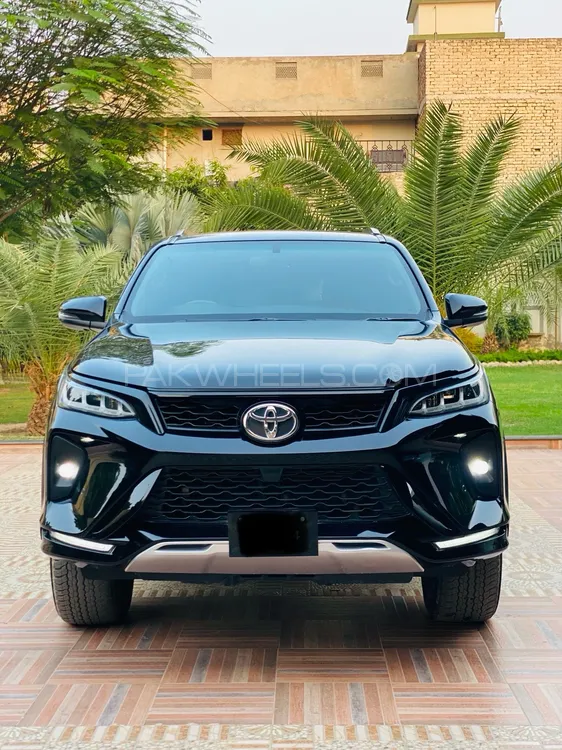 Toyota Fortuner 2022 for Sale in Multan Image-1