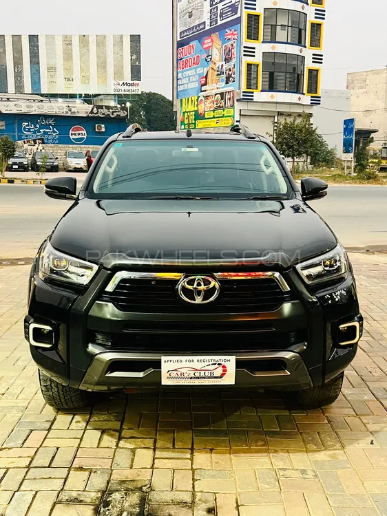 Toyota Hilux 2023 for Sale in Gujrat Image-1