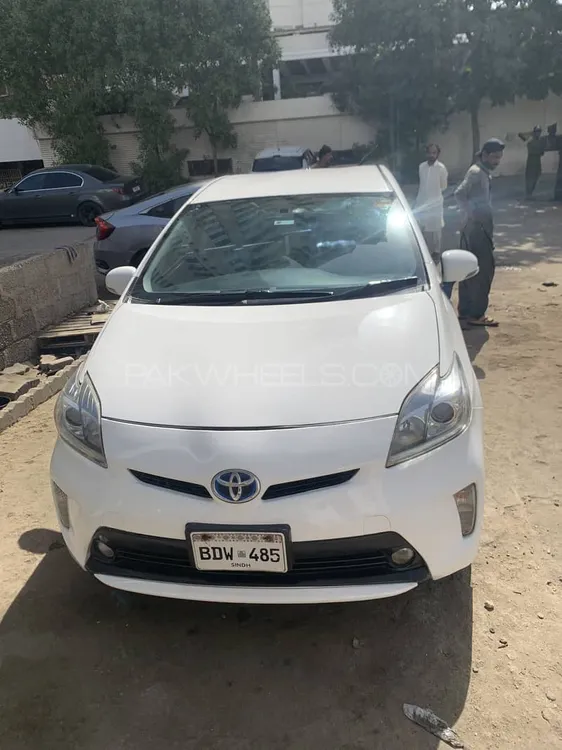Toyota Prius 2012 for Sale in Karachi Image-1