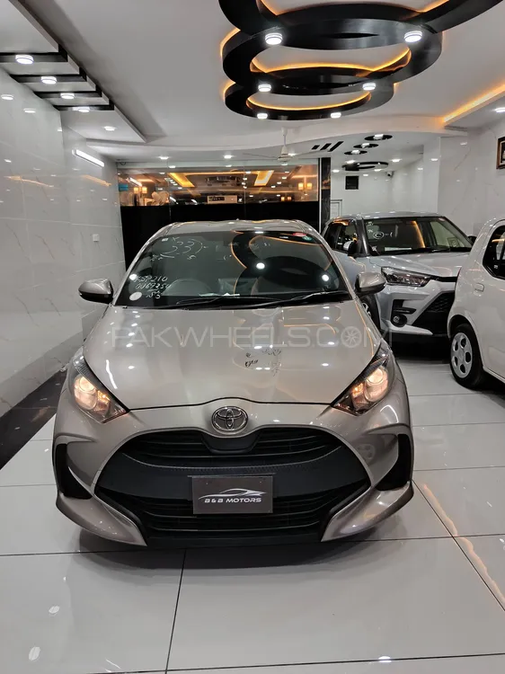 ٹویوٹا یارس ہیچ بیک 2022 for Sale in کراچی Image-1