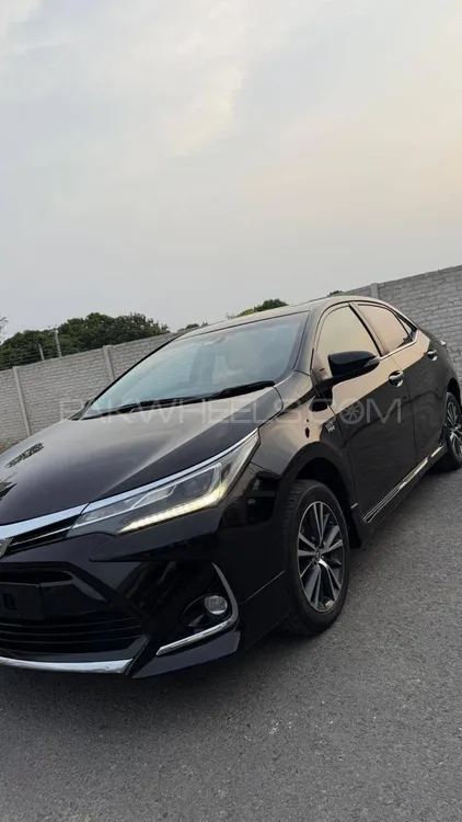 Toyota Corolla 2021 for Sale in Islamabad Image-1