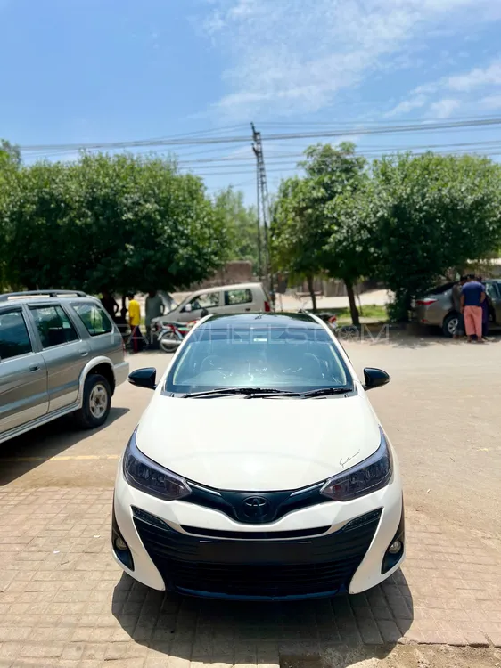Toyota Yaris Sedan 2021 for Sale in Lahore Image-1