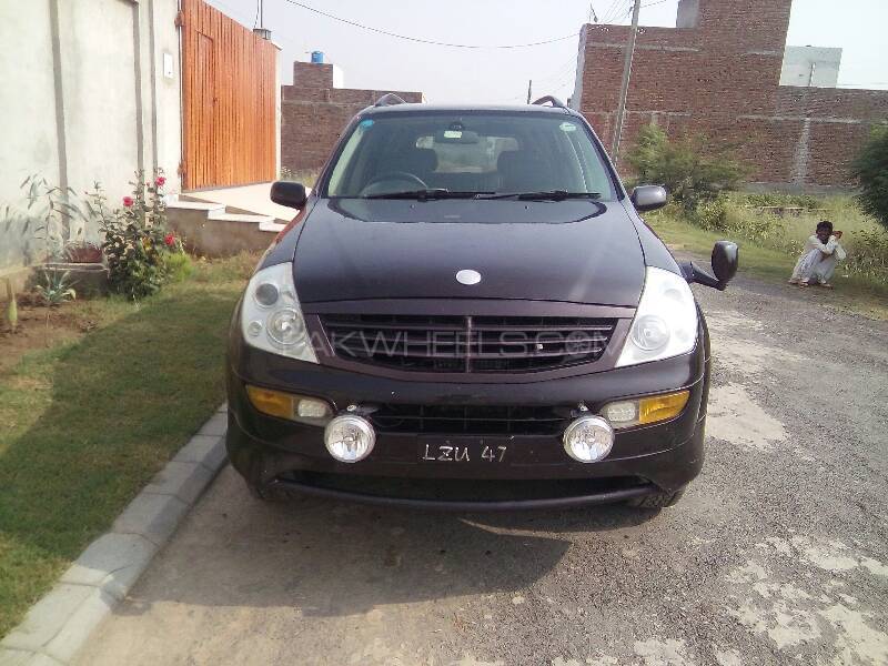 SsangYong Rexton 2005 for Sale in Sargodha Image-1