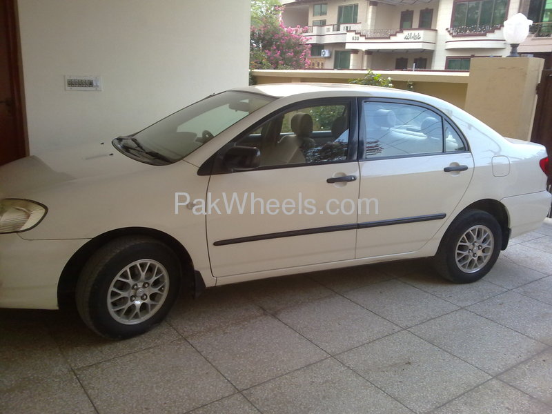 Toyota Corolla 2004 for Sale in Islamabad Image-1