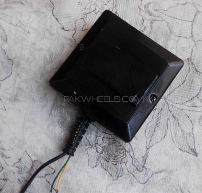 Vehicle Tracker Image-1