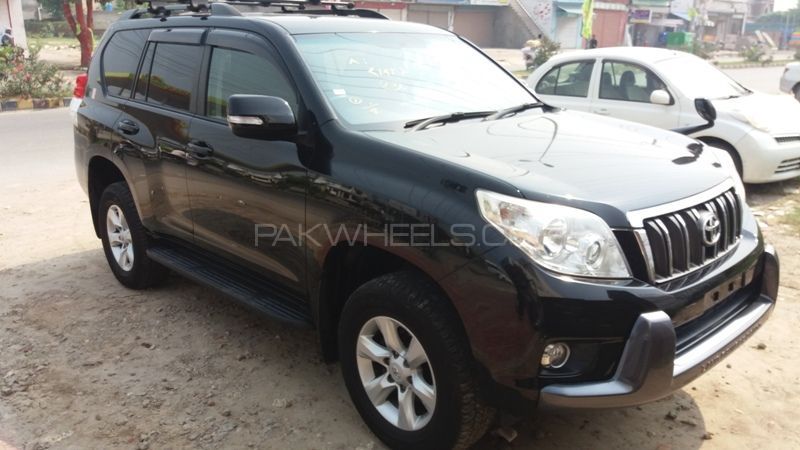 Toyota Prado 2011 for Sale in Lahore Image-1