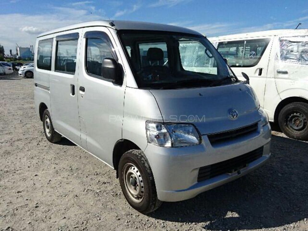 Toyota Lite Ace 2011 for Sale in Islamabad Image-1