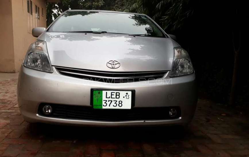 Toyota Prius 2008 for Sale in Lahore Image-1