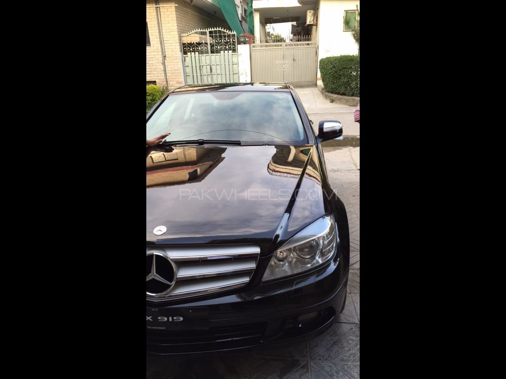 Mercedes Benz C Class 2008 for Sale in Islamabad Image-1