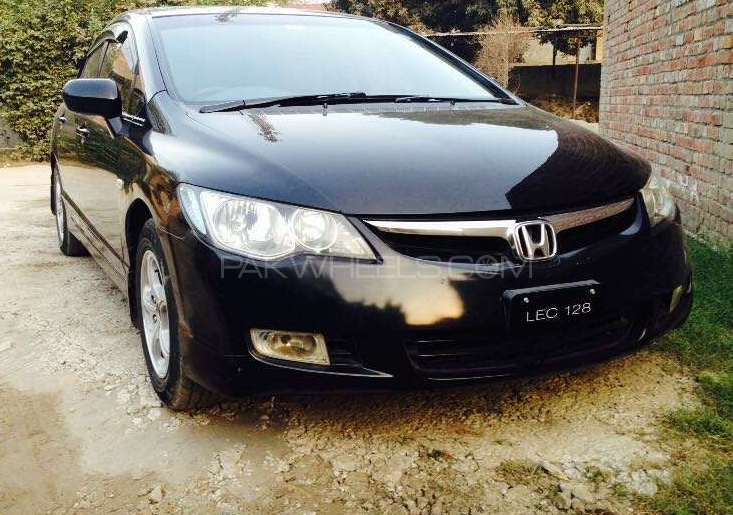 Honda Civic 2010 for Sale in Lahore Image-1