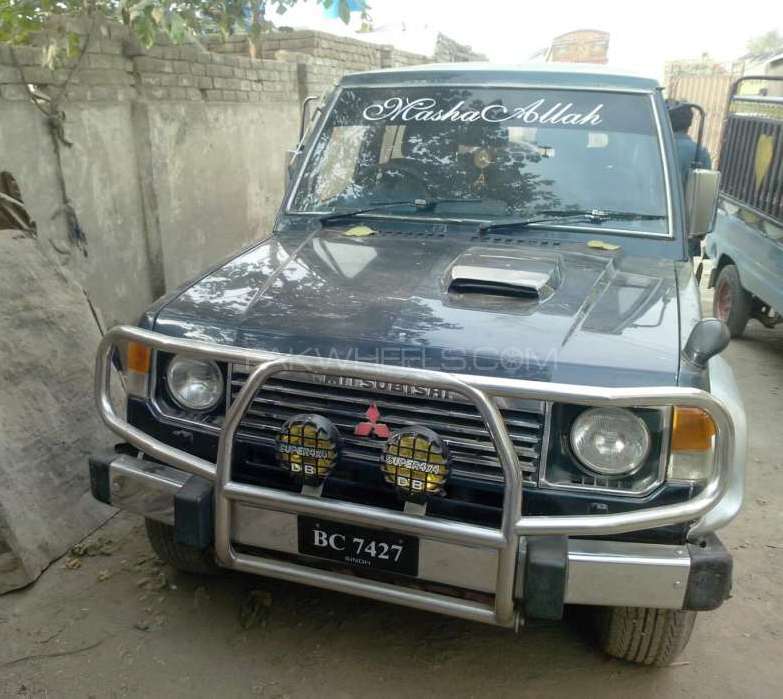 Mitsubishi Pajero 1983 for Sale in Islamabad Image-1