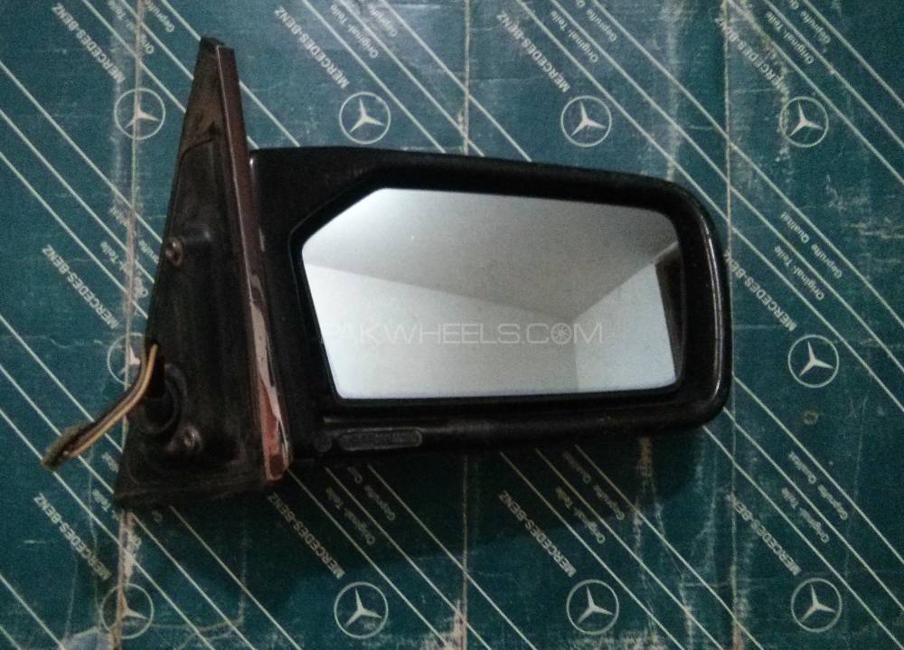 Original Mercedes Benz W123 Right Electrical Rear View Mirror Image-1