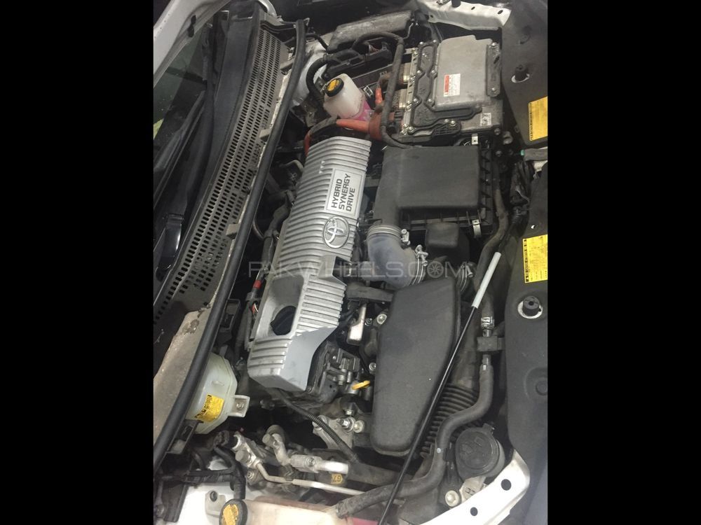 toyota prius alpha complete engine with gear Image-1