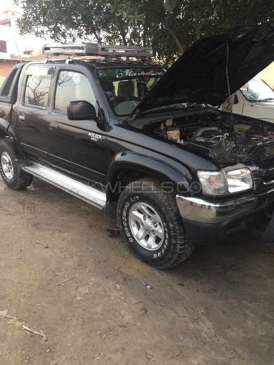 Toyota Hilux 2003 for Sale in Sadiqabad Image-1