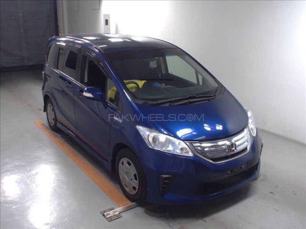 Honda Freed 2012