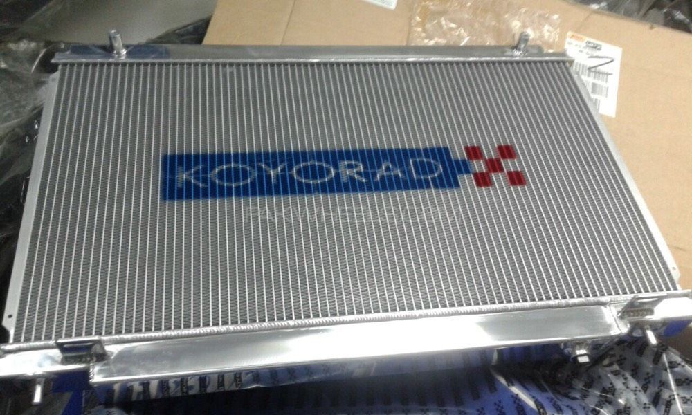 Nissan 350z KOYORAD complete auto radiator. brand new box. Image-1