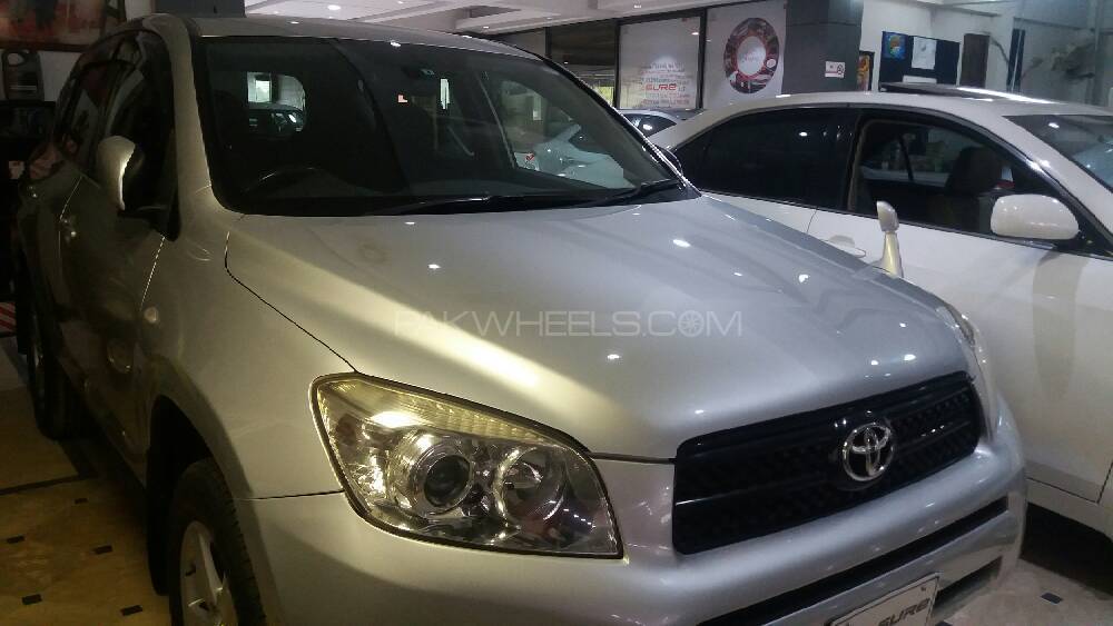 Toyota Rav4 2007 for Sale in Islamabad Image-1