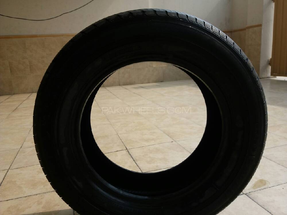 Original YOKOHAMA Tyre. R15 Image-1