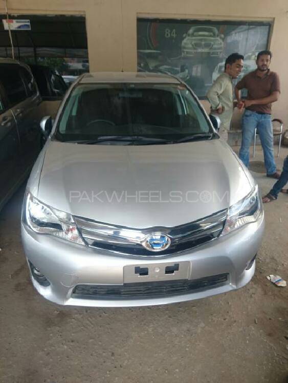 Toyota Corolla Fielder 2013 for Sale in Karachi Image-1