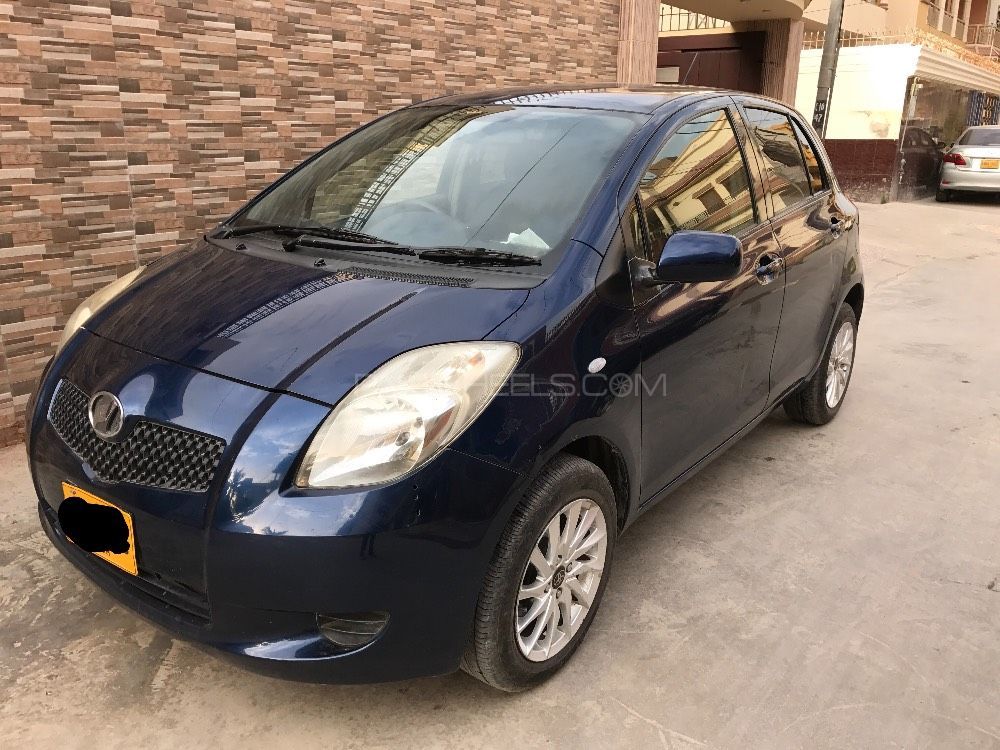 Toyota Vitz 2007 for Sale in Hyderabad Image-1