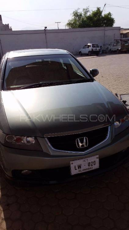 Honda Accord 2004 for Sale in Jamrud road Image-1