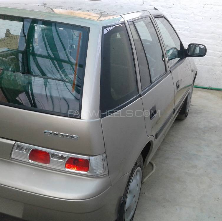 Suzuki Cultus 2014 for Sale in Larkana Image-1