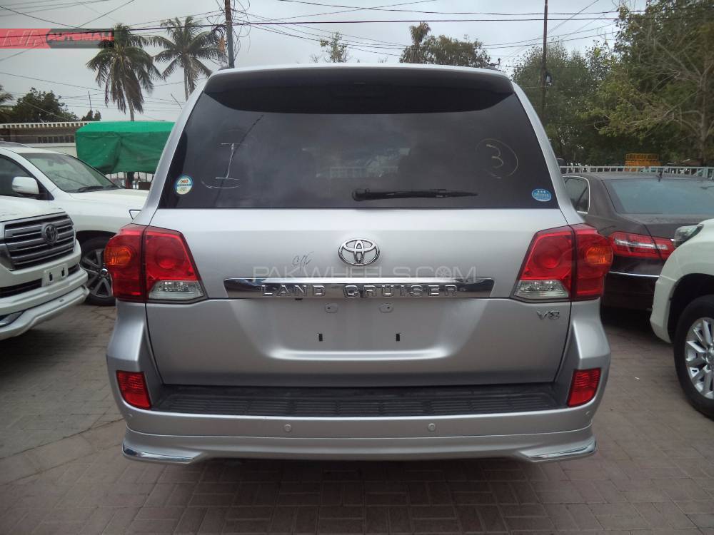 TOYOTA LAND CRUISER AXG 2013, ORIGINAL TV WITH SUNROOF.

The car is parked at AUTOMALL near LAL QILA opposite AWAMI MARKAZ at shahrah-e-Faisal road karachi. 

Call/SMS in office hours only, if we don't respond just drop us a message. 

OUR OTHER STOCK IS FULLY UPDATED ON FACEBOOK AS WELL.Just write automallpk in your search option.

Thank you 
AUTOMALL.