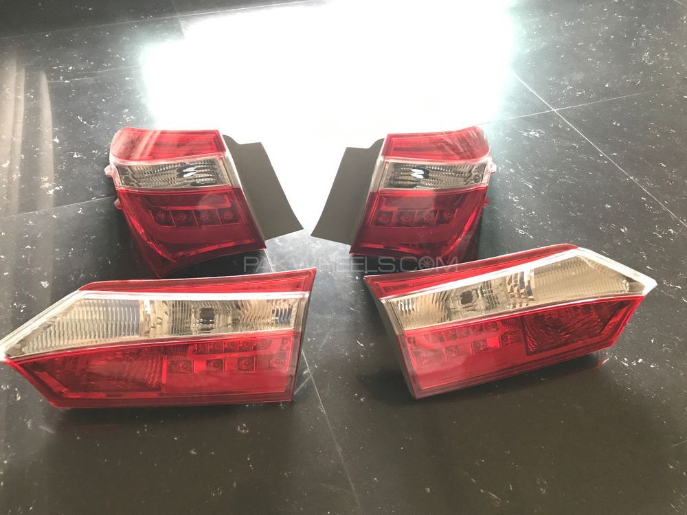 Corolla Tail light set left and Right ORIGINAL brand new 2014-2017 Model Image-1