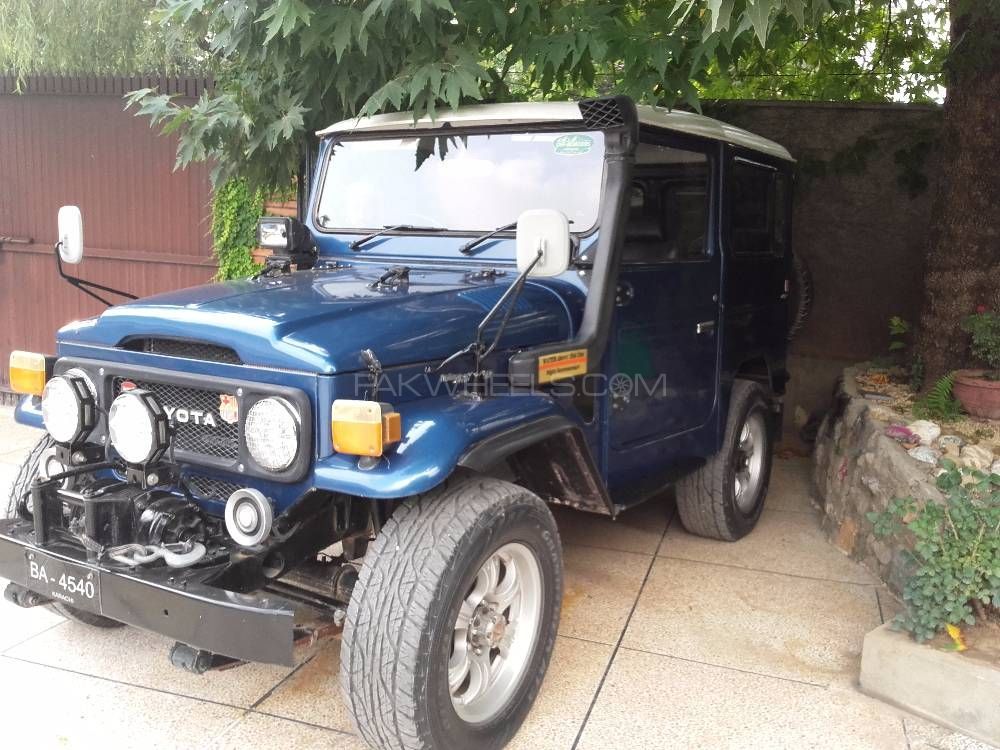 Toyota Land Cruiser 1982 for Sale in Abbottabad Image-1