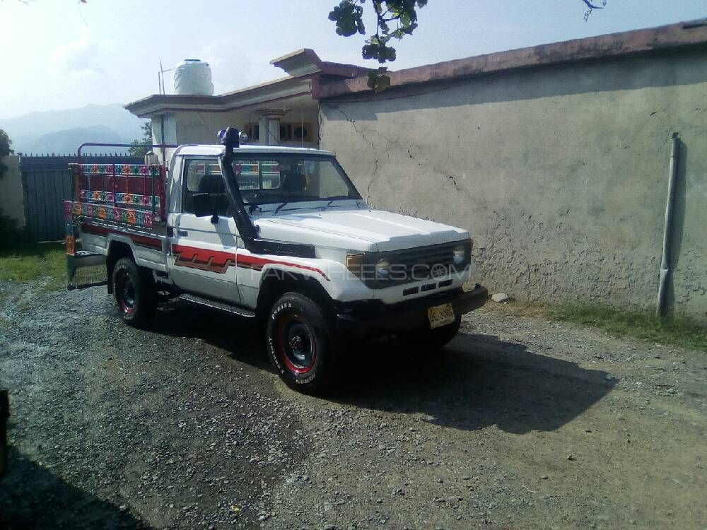 Toyota Land Cruiser 1988 for Sale in Abbottabad Image-1