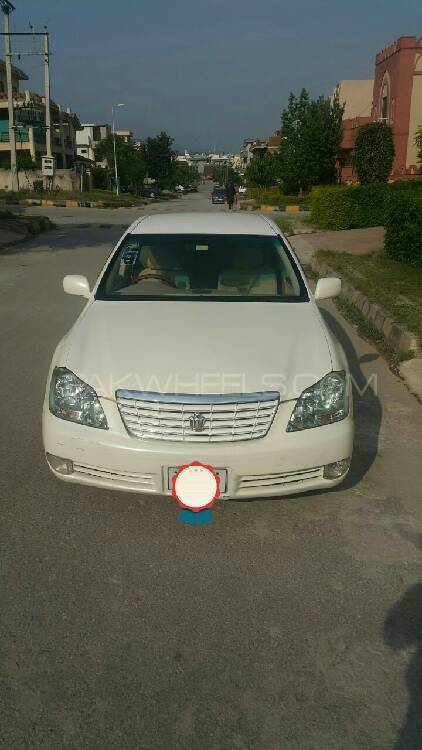 Toyota Crown 2003 for Sale in Islamabad Image-1