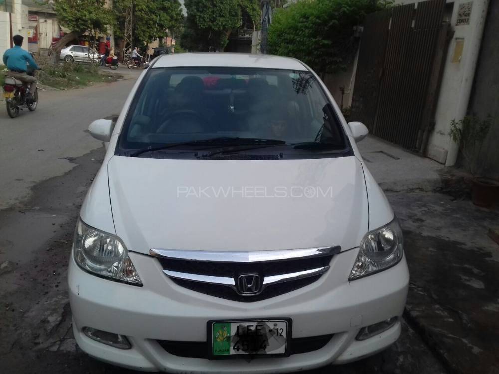 Honda Fit Aria 2007 for Sale in Lahore Image-1