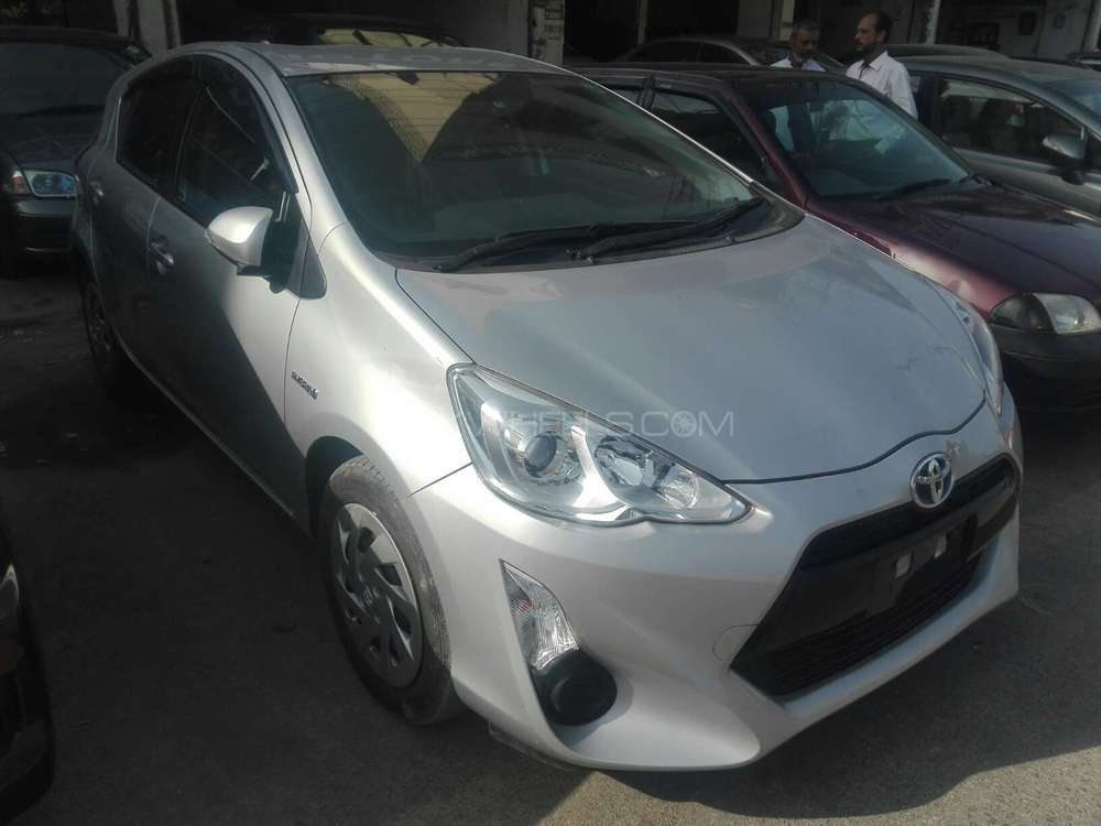 Toyota Aqua 2015 for Sale in Karachi Toyota Aqua 2015 for Sale in Karachi Image-3