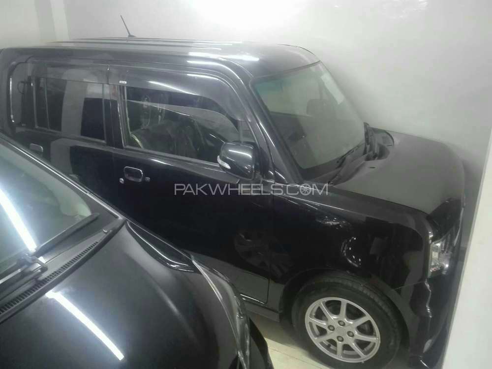 Daihatsu Move Conte 2014 for Sale in Karachi Image-1