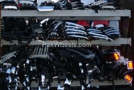 Toyuta and Honda Engin Interier and Bady Spare Parts Dealer Image-1