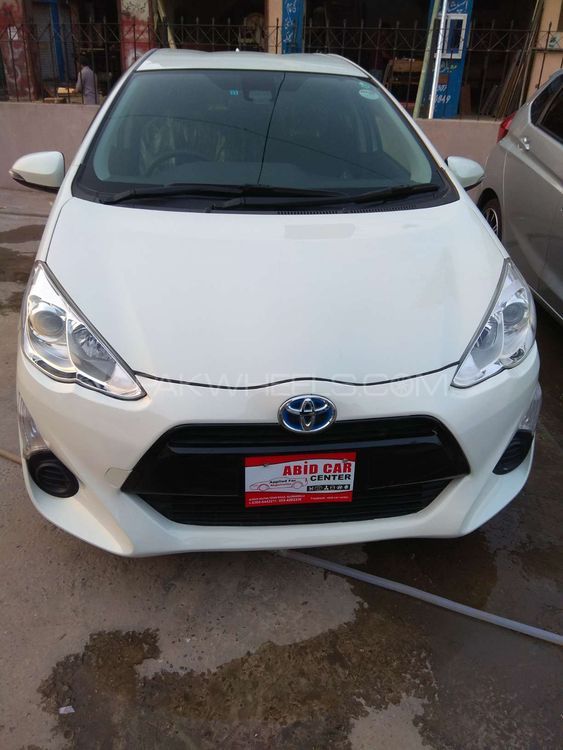 Toyota Aqua 2015 for Sale in Gujranwala Image-1