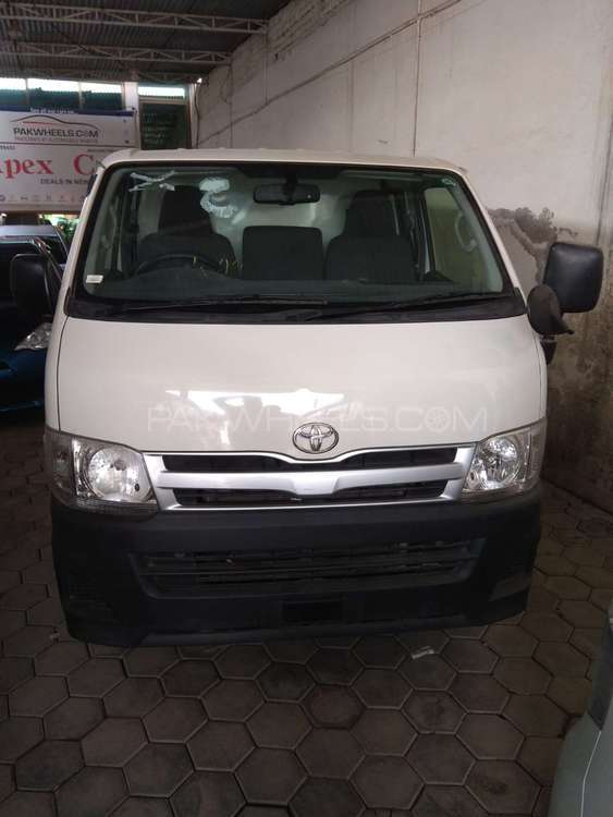 Toyota Hiace 2012 for Sale in Sialkot Image-1